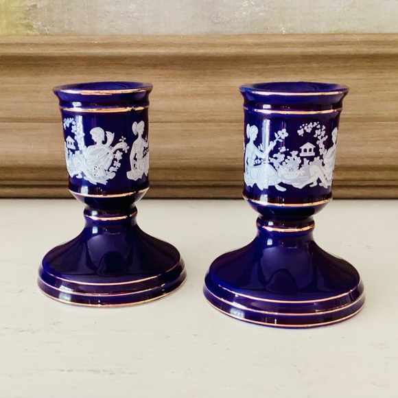 Vintage Porcelain Grecian Candlesticks Set Of 2 Cobalt Blue & White Gold Accents - Picture 2 of 12